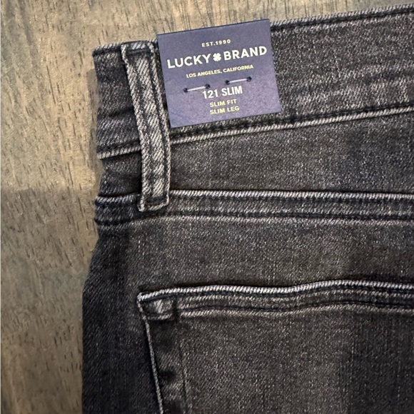 Lucky Brand Size 32 Skinny Jeans - Picture 4 of 4